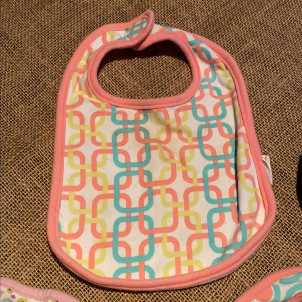 Bib Lot - Picture 4 of 5